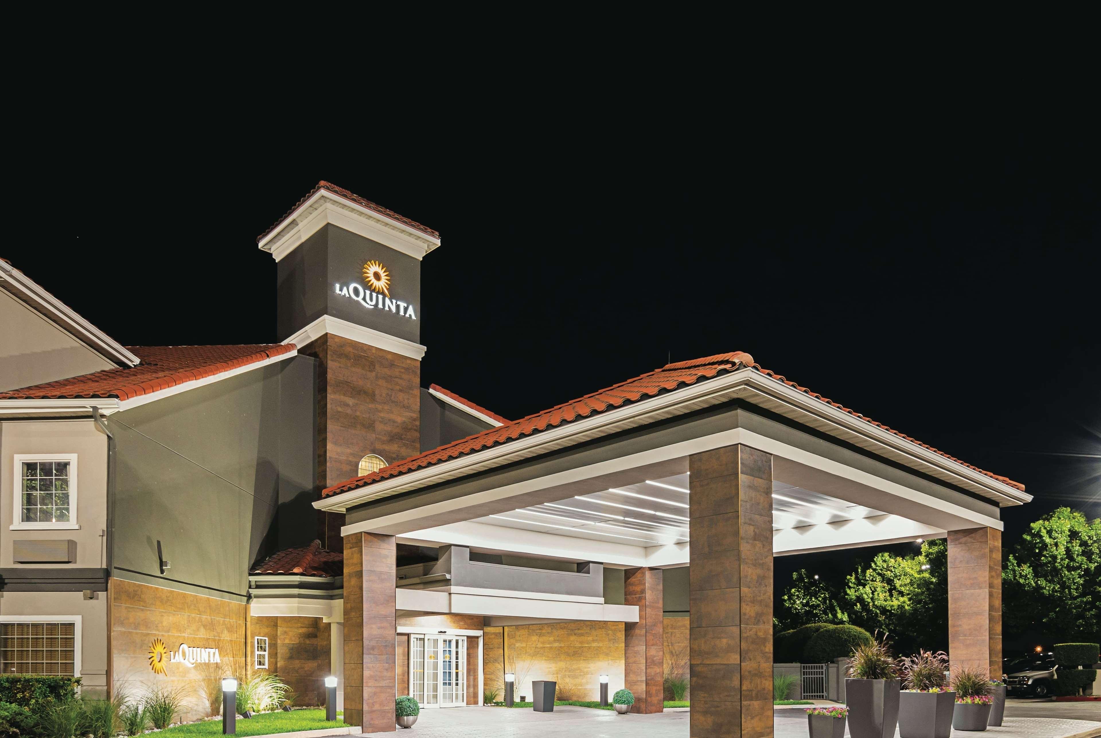 La Quinta By Wyndham Fort Worth North Exterior photo